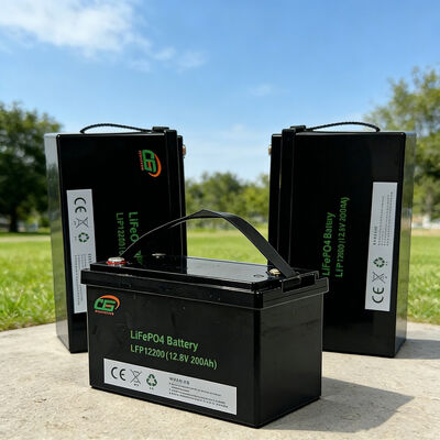 LiFePO4-Akku mit hoher Kapazität, 12,8 V, 25,6 V, 200 Ah, 8000 Zyklen Lebensdauer mit intelligentem BMS für Solarspeicher/Boot/Wohnmobil